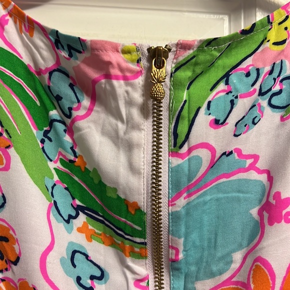 Women’s Lilly Pulitzer for Target top - Picture 3 of 5